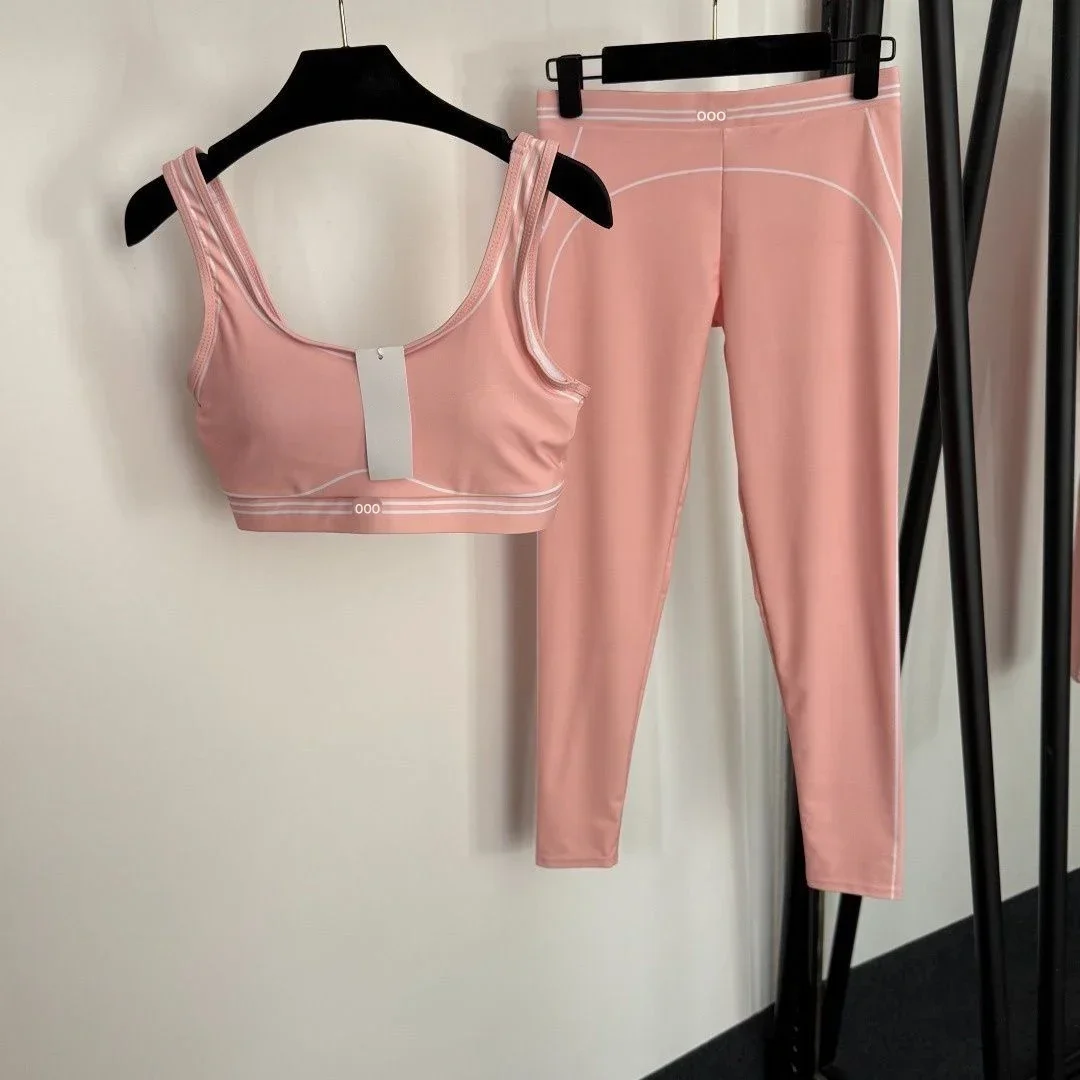 Tank Top and Pants Two Piece B - Yoga Fitness Outfit recension och pris